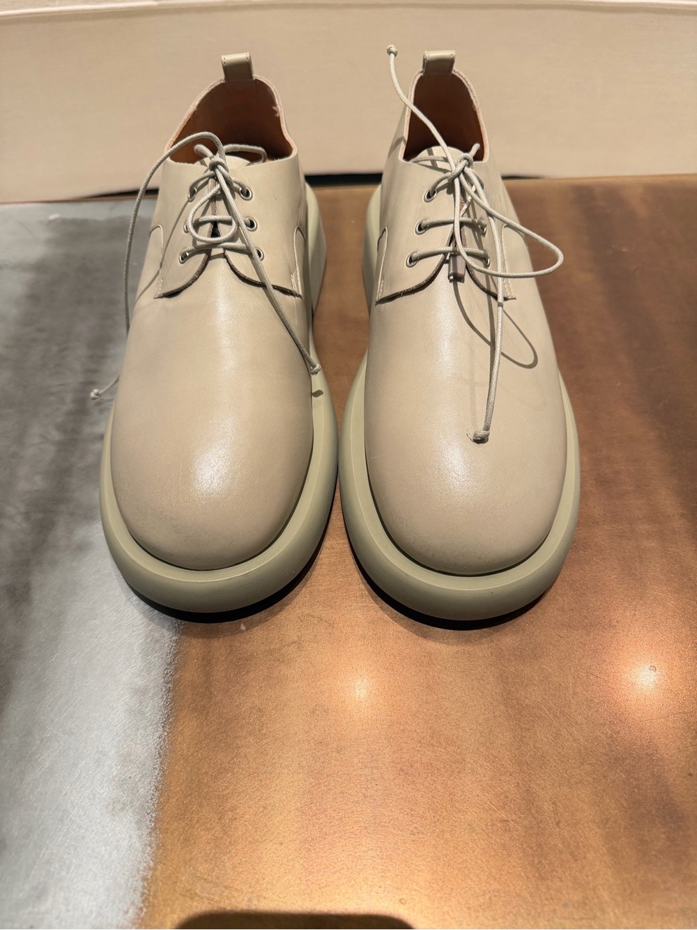 Men's Derby Shoe in Light Beige Leather
